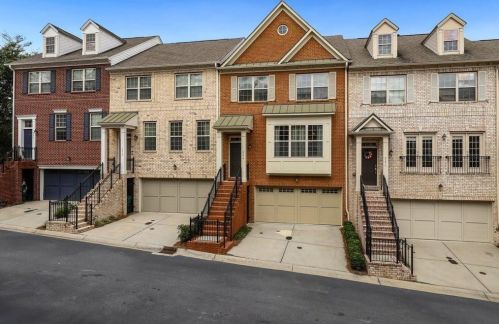 2674 Derby Walk, Atlanta, GA 30319-3657