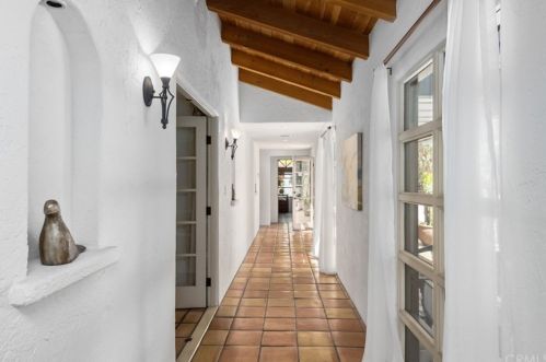 1451 Foothill Blvd, Santa Ana CA 92705-2511 exterior