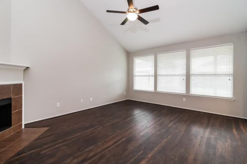 704 Boone Trl, Midlothian TX  76063-3414 exterior