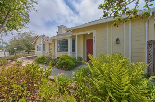 1087 Highlander Dr, Seaside, CA 93955-6239