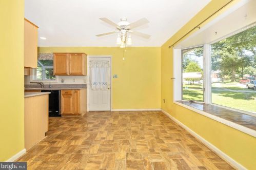 13216 Dauphine St, Silver Spring MD 20906-5211 exterior