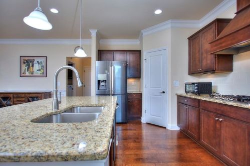 1561 Renaissance Dr, Conyers GA  30012-3896 exterior