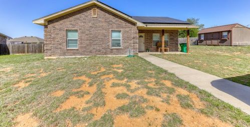 120 Lori Dr, Mineral Wells, TX 76067-0882