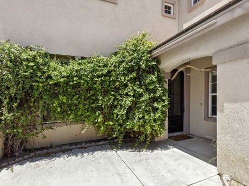 186 Nightfall Rd, San Jacinto, CA 92582-3104