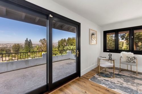 230 Country Hill Rd, Anaheim CA  92808-1352 exterior