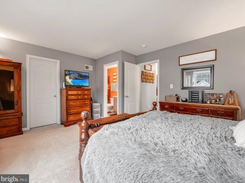 162 Eagle Dr, Ephrata PA 17522-8772 exterior