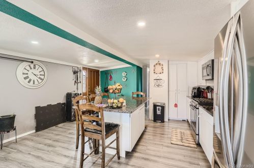 5250 53 Ave, Arvada CO  80002-4015 exterior