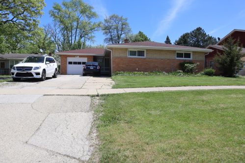 189 Wood Dale Rd, Wood Dale, IL 60191-2252