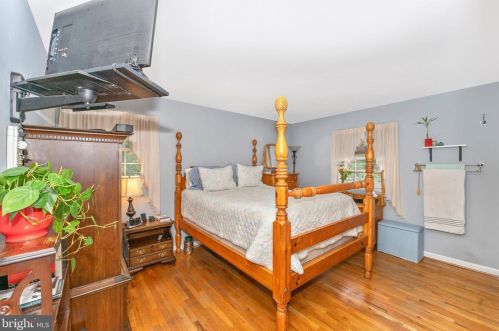 13104 Jingle Ln, Silver Spring MD 20906-3734 exterior