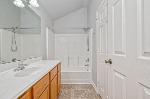 989 Arbor Way, Conroe TX  77303-1784 exterior