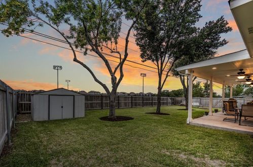 15920 Braesgate Dr, Austin TX  78717-4817 exterior