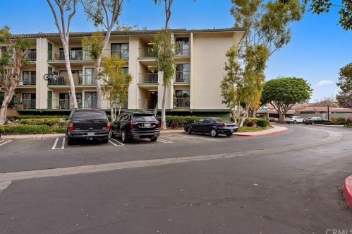 2206 Apricot Dr, Irvine, CA 92618-4402
