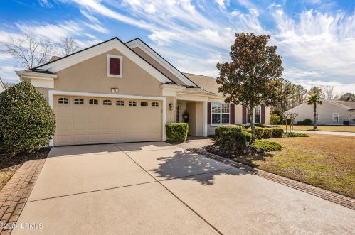 18 Wandering Daisy Dr, Bluffton, SC 29909-6165