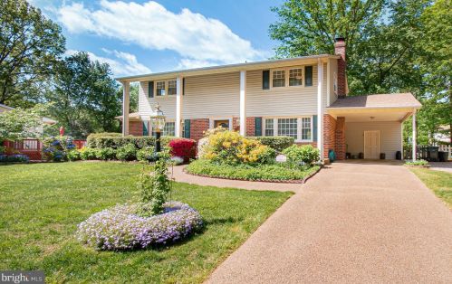 6804 Riata Ct, Springfield, VA 22153-1024