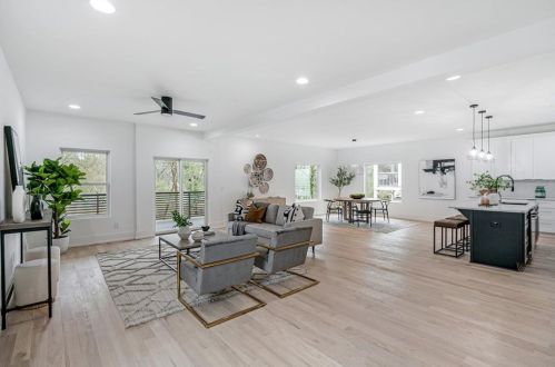 818 Flat Shoals Way, Atlanta, GA 30316-2138