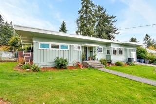 813 Electron Way, Tacoma, WA 98466-6910