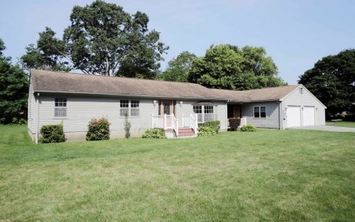25 Dion Ave, Tiverton, RI 02878-2708