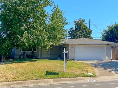9085 Pershing Ave, Citrus Heights, CA 95662-4738
