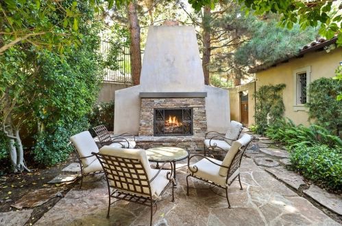 77 Canyoncrest, Irvine CA  92603-0131 exterior