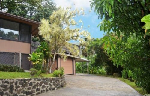 1924 Huea Pl, Honolulu, HI 96819-3003