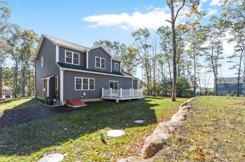 530 Whaley Hollow Rd, Coventry, RI 02816-4681