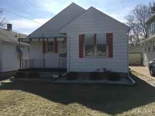 1126 Thrush Ave, Peoria, IL 61604-3367