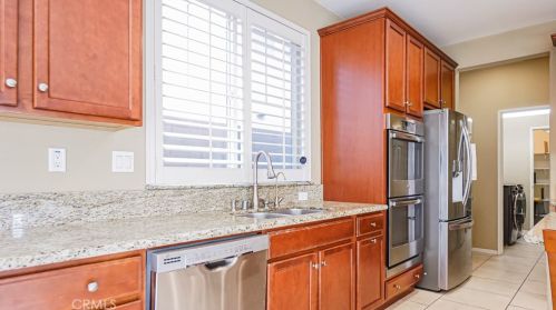 144 Compass, Irvine CA  92618-1155 exterior