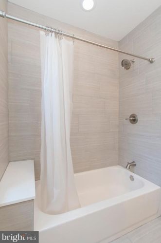 1338 22nd St, Philadelphia PA 19146-4241 exterior