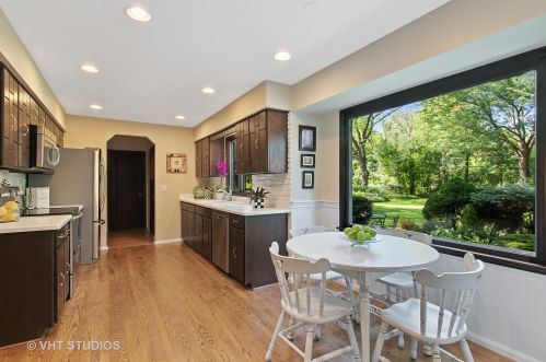 1640 Berkley Ct, Bannockburn IL 60015-2031 exterior