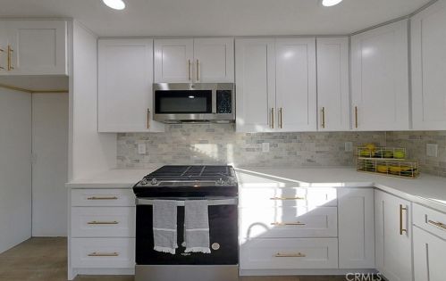 17285 Santa Clara St, Santa Ana CA  92708-3336 exterior