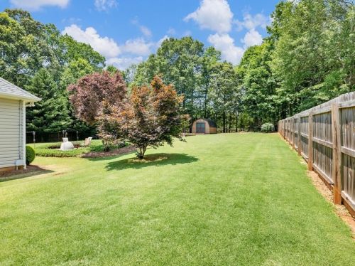 214 Palmer Ct, Jefferson GA  exterior
