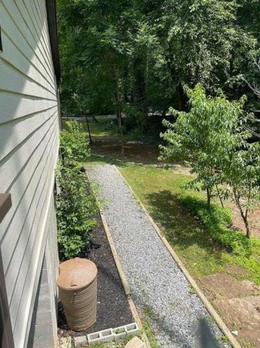 221 Cross Gate Dr, Marietta GA  30068-3921 exterior