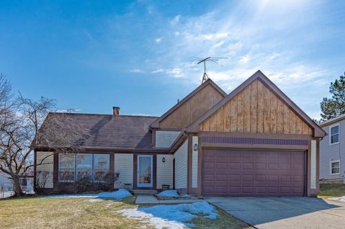730 Kingsbridge Way, Buffalo Grove, IL 60089-1028