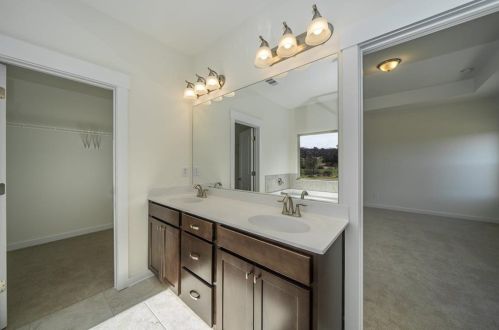 2279 Cotton Gin Row, Jefferson GA  30549-8816 exterior