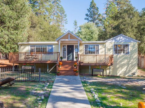 9754 Manzanita Ave, Ben Lomond, CA 95005-9506