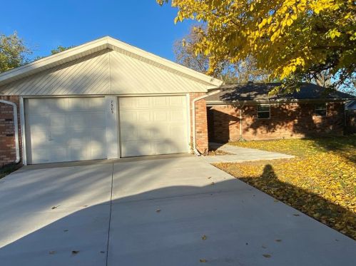 7905 Birchwood Dr, Fort Worth TX  76180-7045 exterior