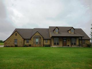2950 Apache Rd, Piedmont, OK 73078-9292