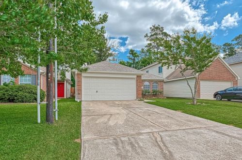 5044 Willow Point Dr, Conroe TX  77303-3070 exterior