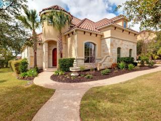 1908 Lakecliff Hills Ln, Austin TX  78732-2071 exterior