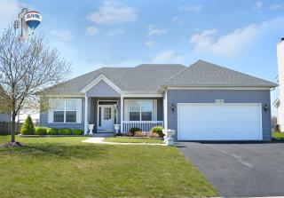 2281 Iroquois Ln, Plattville, IL 60560-4588