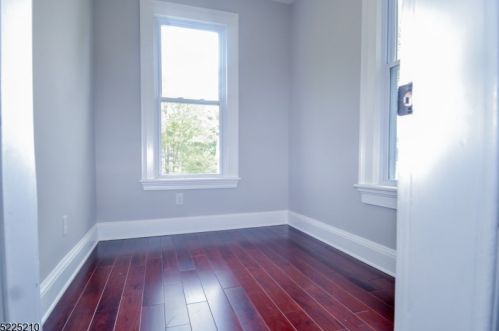 9 James St, Montclair NJ  07042-2901 exterior