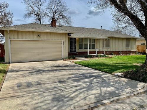 2573 Country Dr, Merced, CA 95340-3326