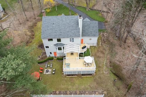 3 Waterhouse Ln, Chester, CT 06412-1259