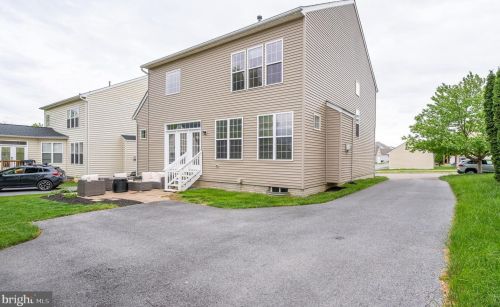 200 Colston Rd, Charles Town WV  25414-5493 exterior