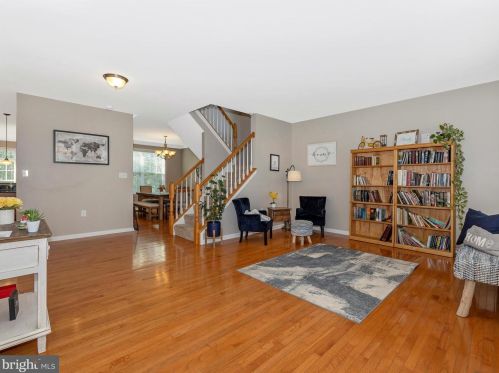 788 Rivanna Run, Falling Waters WV  25419-4293 exterior