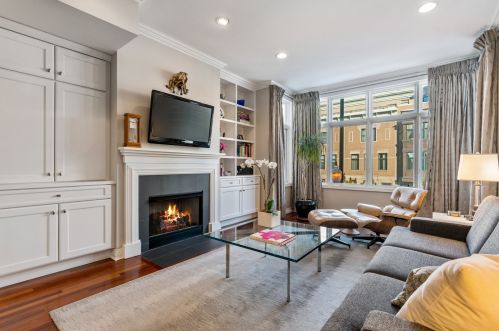 125 18th St, Chicago, IL 60616-1271