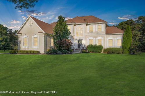 206 Grant Ln, Jackson Twp, NJ 08527-3442