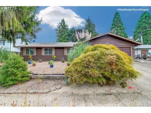 1613 Cedar St, Newberg, OR 97132-1401