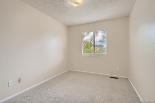 21631 Crestridge Pl, Aurora CO 80015-3596 exterior