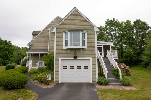 9 Quincy Rd, Londonderry, NH 03053-3190